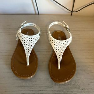 Cute Arizona sandals, size 7.